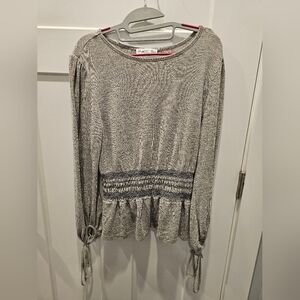 Stem & Vine Women’s Gray Smocked Waist Long Sleeve Blouse Size M